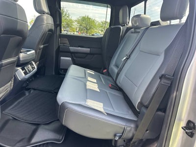 2024 Ford F-150 Lightning LARIAT