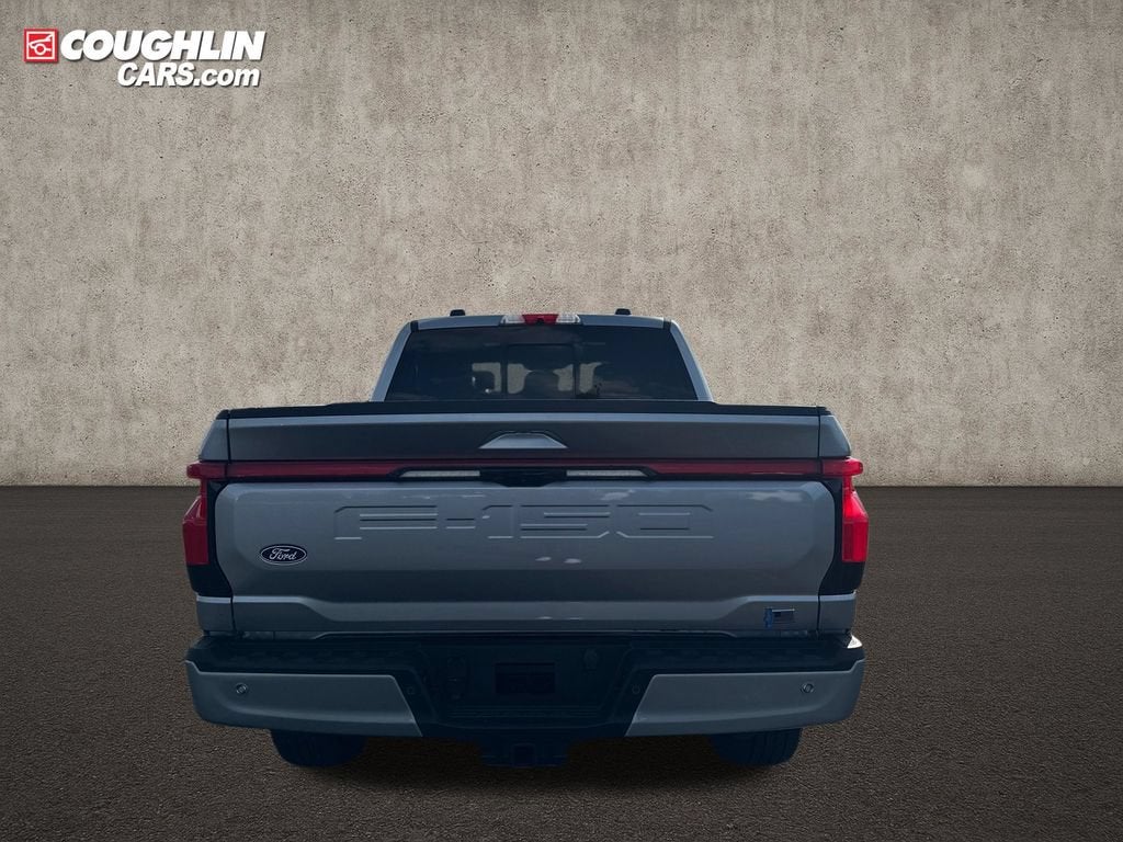 2024 Ford F-150 Lightning LARIAT