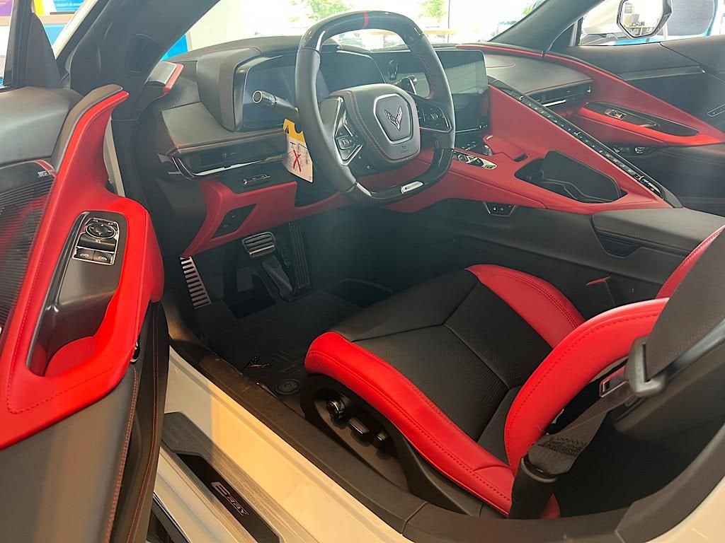 2025 Chevrolet Corvette E-Ray 3LZ