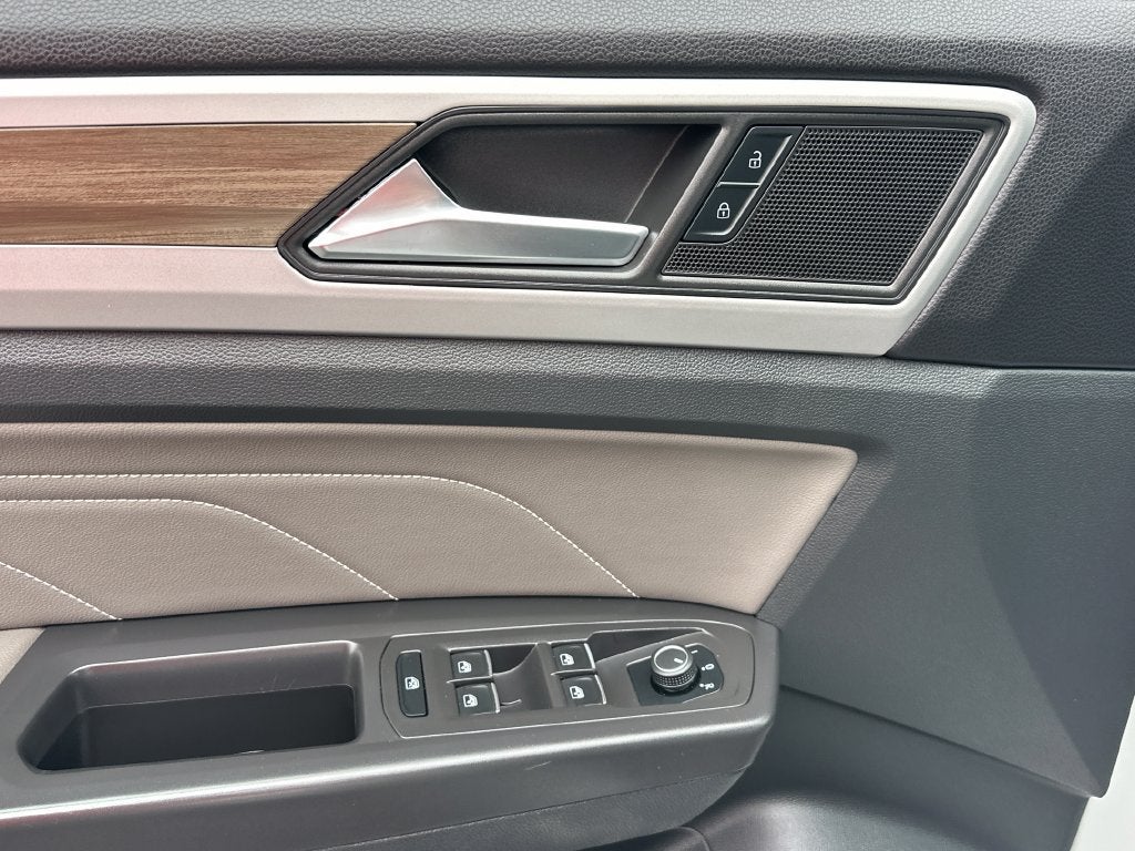 2023 Volkswagen Atlas 2.0T SEL