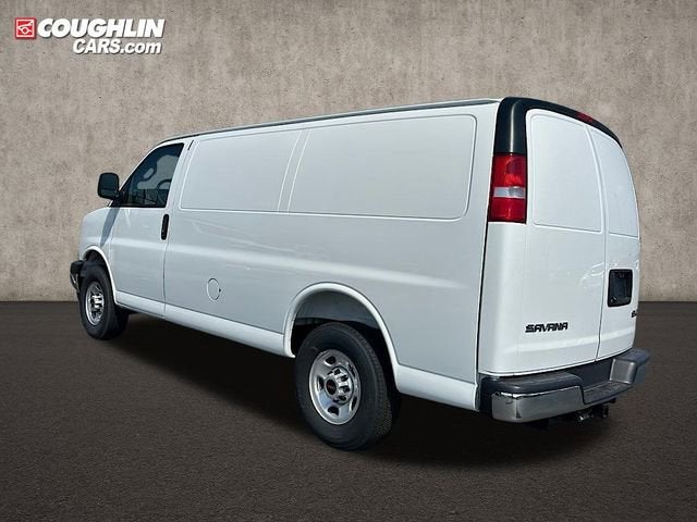 2025 GMC Savana Cargo Work Van
