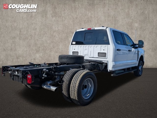 2027 Ford F-350SD XL DRW