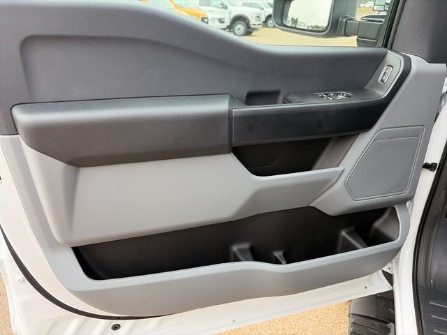 2026 Ford F-600SD XL