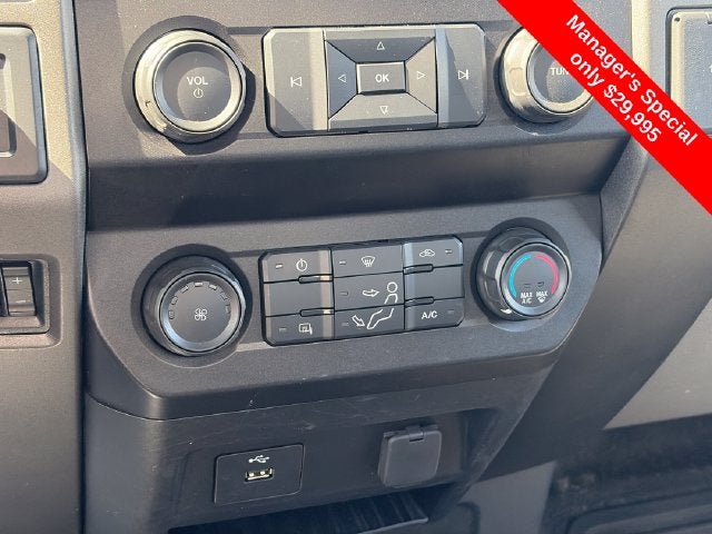 2022 Ford F-600SD XL