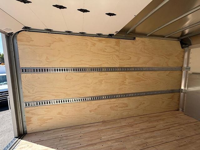 2025 Ford E-350SD Base Cutaway