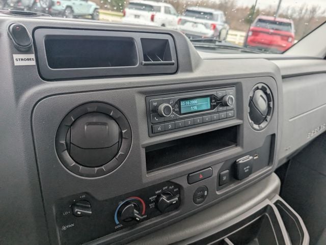 2025 Ford E-350SD Base Cutaway