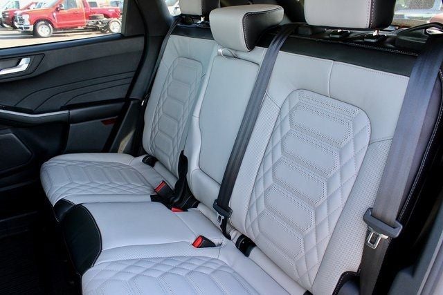 2024 Ford Escape Plug-In Hybrid Base