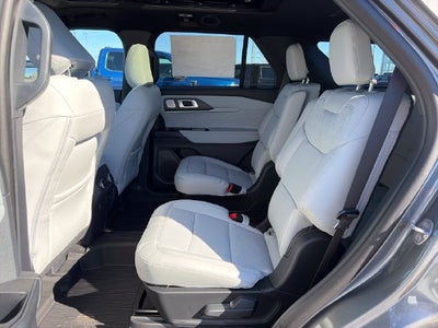 2027 Ford Explorer Platinum
