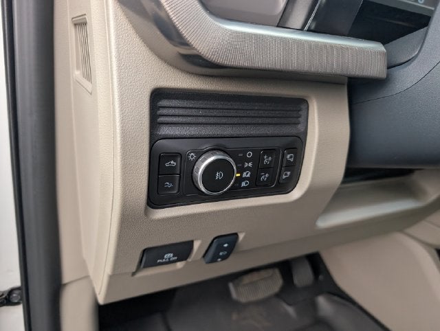2027 Ford F-250SD Platinum