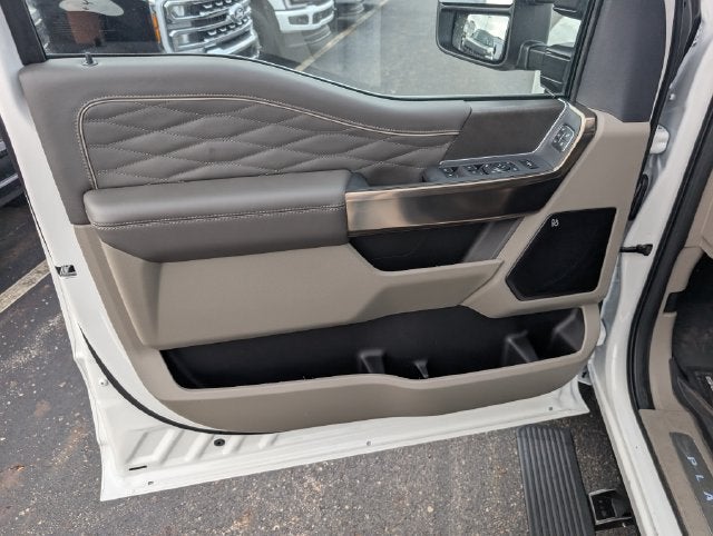 2027 Ford F-250SD Platinum