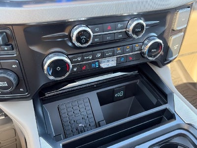 2027 Ford F-250SD Platinum