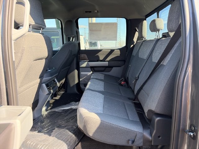 2027 Ford F-250SD XLT
