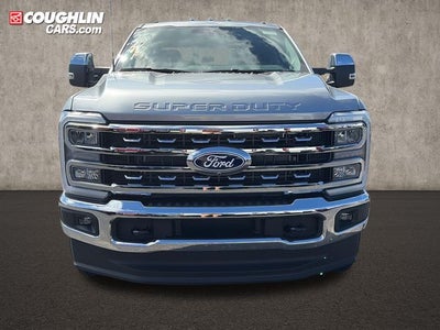2027 Ford F-350SD Lariat