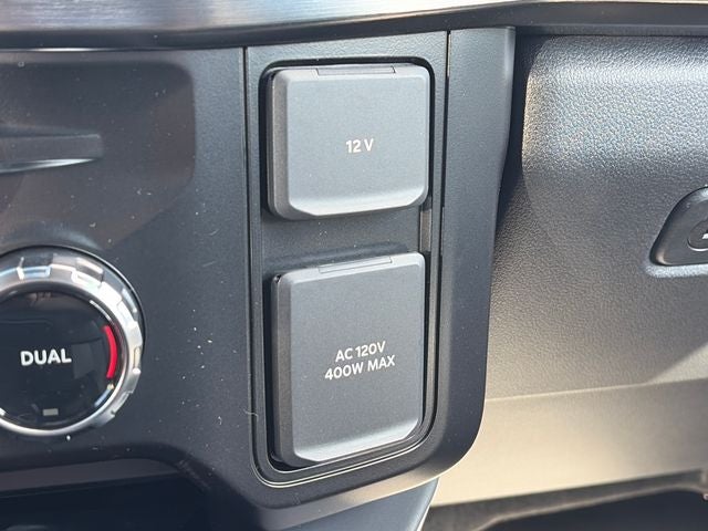 2027 Ford F-350SD Lariat
