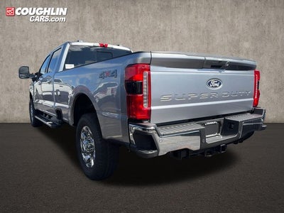 2027 Ford F-350SD Lariat