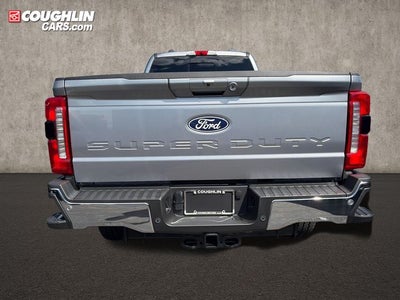 2027 Ford F-350SD Lariat
