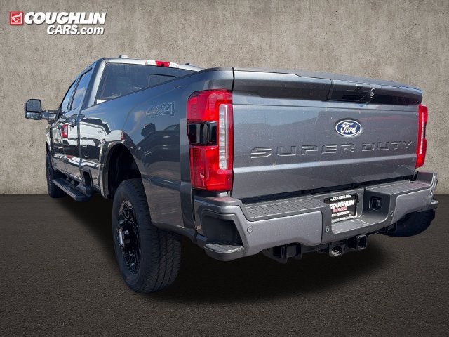 2027 Ford F-350SD XLT