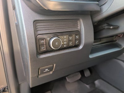 2027 Ford F-350SD Lariat