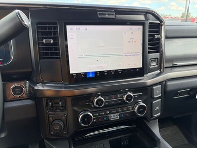 2027 Ford F-350SD Lariat