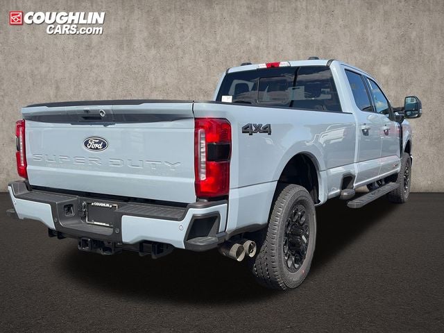2027 Ford F-350SD Lariat