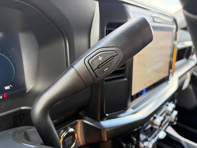 2027 Ford F-350SD Lariat