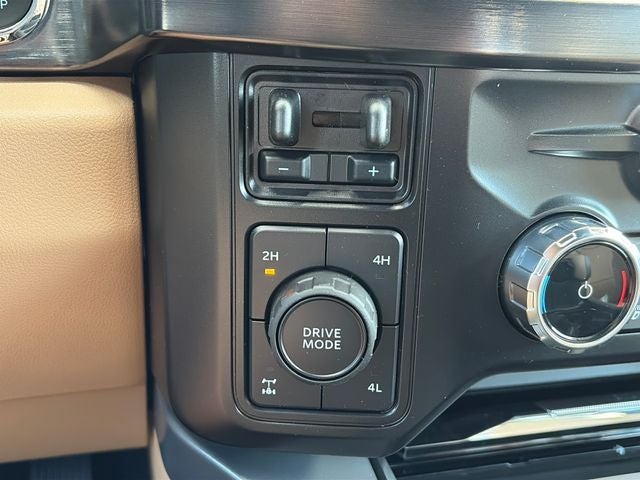 2027 Ford F-350SD Lariat