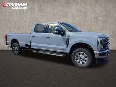 2027 Ford F-350SD Lariat