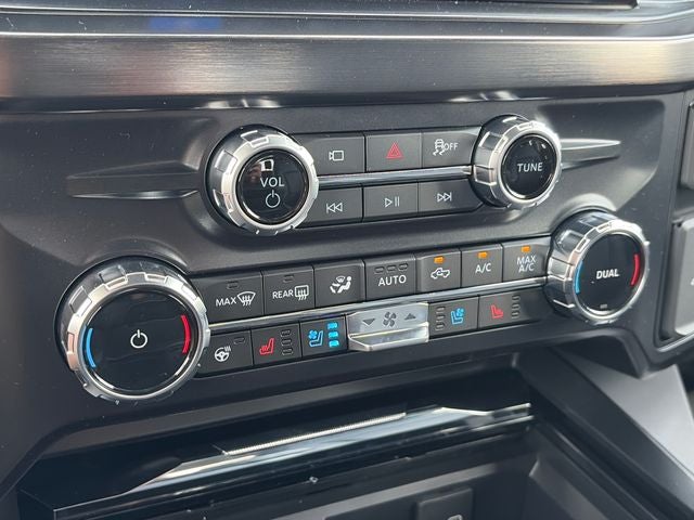 2027 Ford F-350SD Lariat