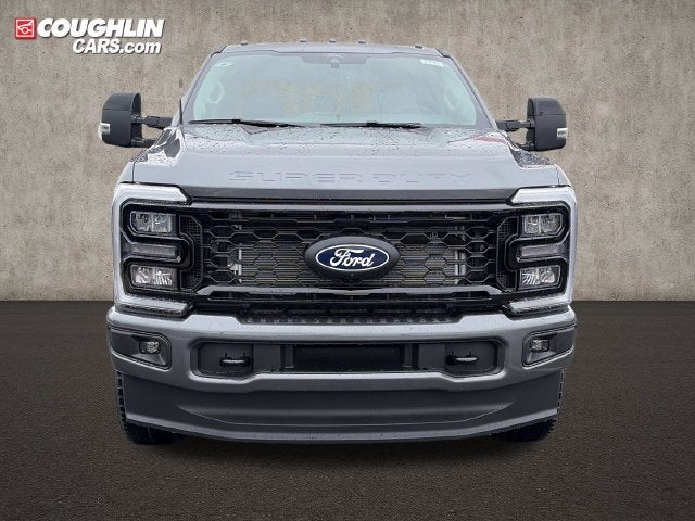 2027 Ford F-350SD Lariat