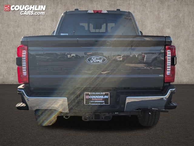 2027 Ford F-350SD Lariat