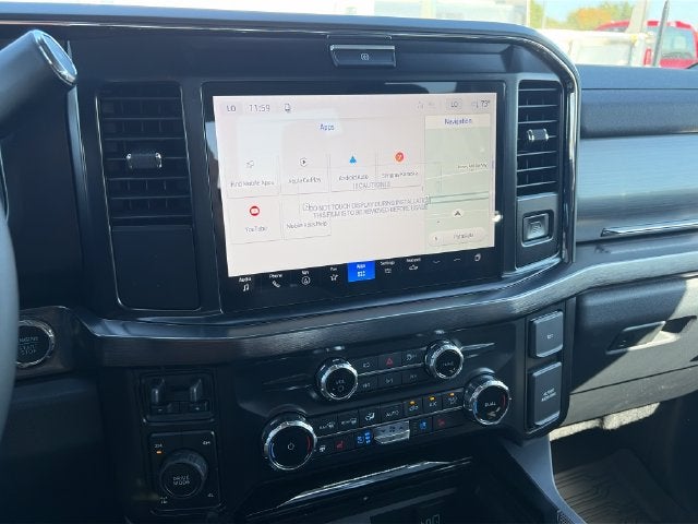 2027 Ford F-350SD Lariat
