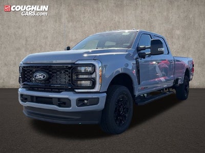 2027 Ford F-350SD Lariat