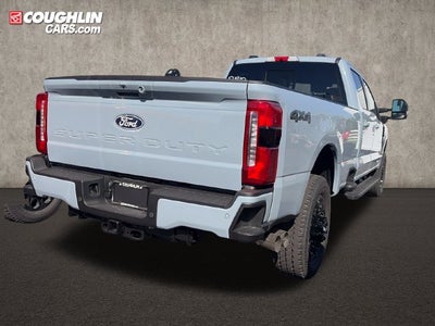 2027 Ford F-350SD Lariat