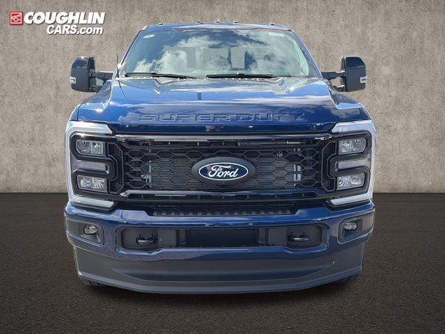 2027 Ford F-350SD Lariat
