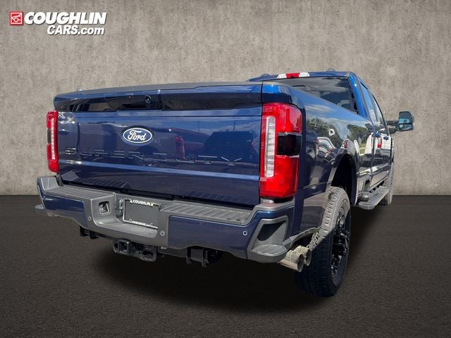 2027 Ford F-350SD Lariat