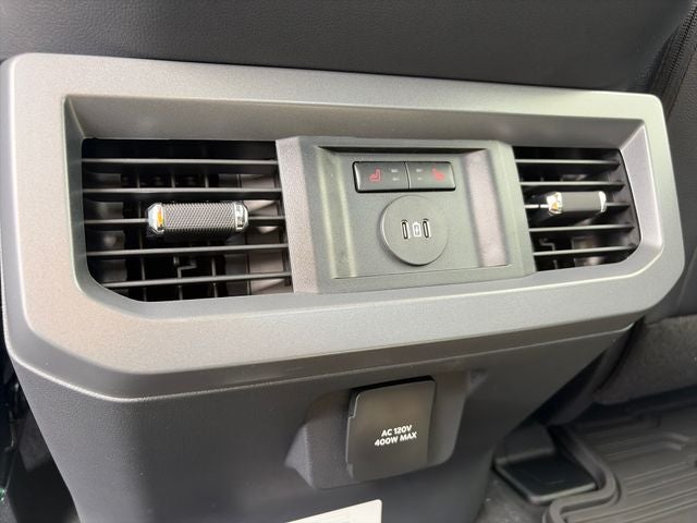 2027 Ford F-350SD Lariat