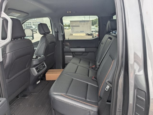 2027 Ford F-350SD Lariat
