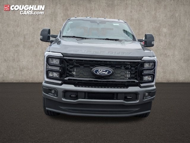 2027 Ford F-350SD Lariat