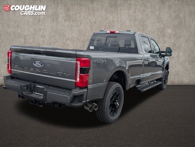 2027 Ford F-350SD Lariat