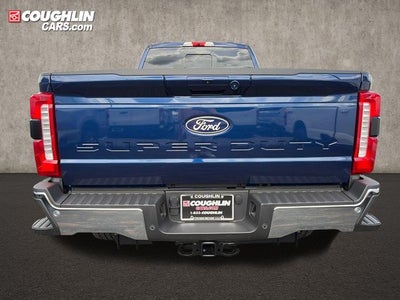 2027 Ford F-350SD Lariat