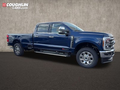 2027 Ford F-350SD Lariat