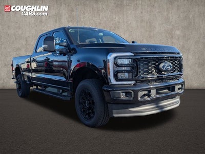 2027 Ford F-350SD Lariat
