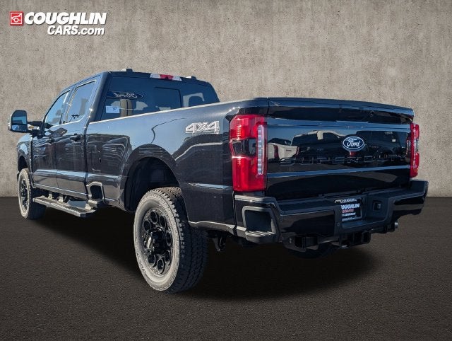 2027 Ford F-350SD Lariat
