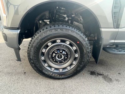 2027 Ford F-350SD XLT