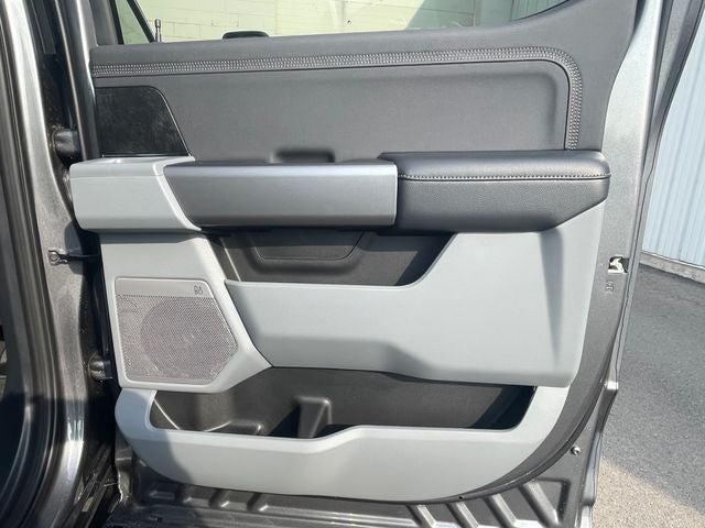 2027 Ford F-350SD XLT