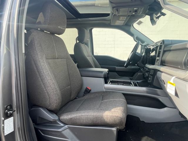 2027 Ford F-350SD XLT