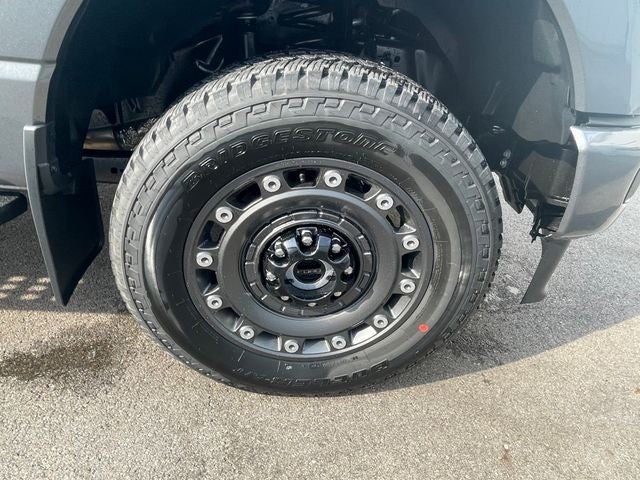 2027 Ford F-350SD XLT