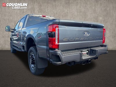 2027 Ford F-350SD XLT