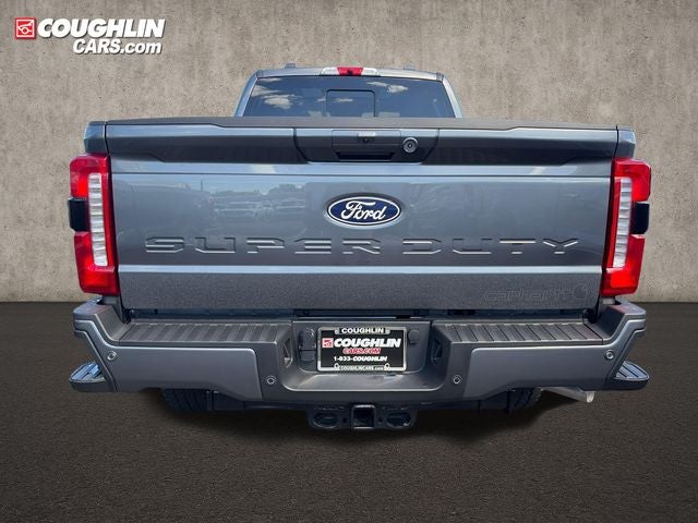 2027 Ford F-350SD XLT