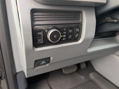 2027 Ford F-350SD XLT